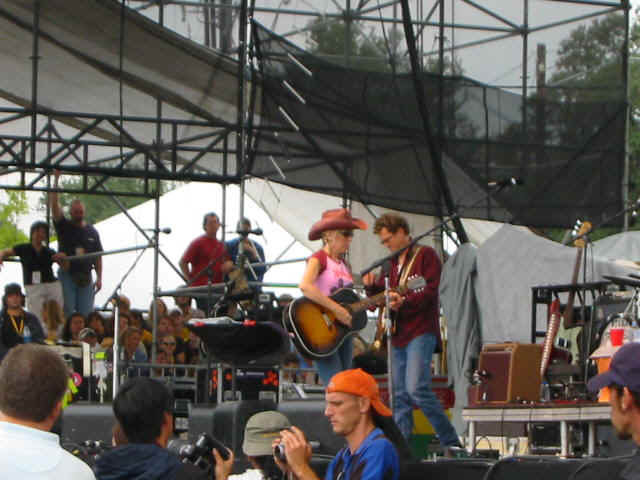 acl2003 132.jpg (67896 bytes)