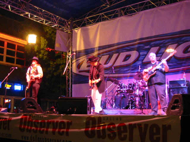 DeepEllum04 083.jpg (77569 bytes)